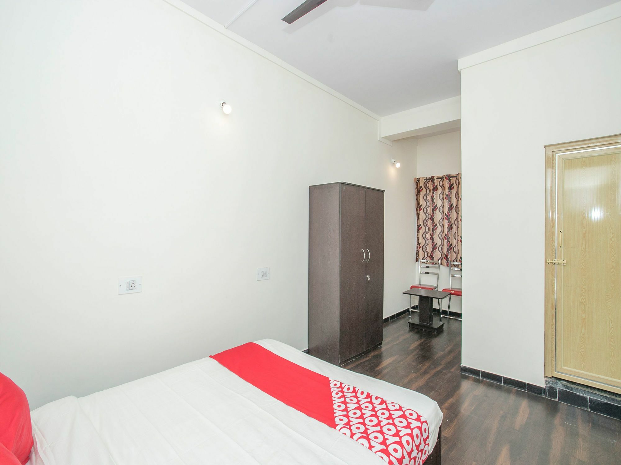 Hotel Oyo 14430 Sunshine Grand Bengalúr Exteriér fotografie